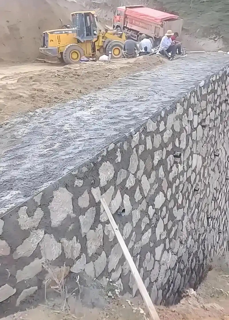 泰安肥城边坡加固